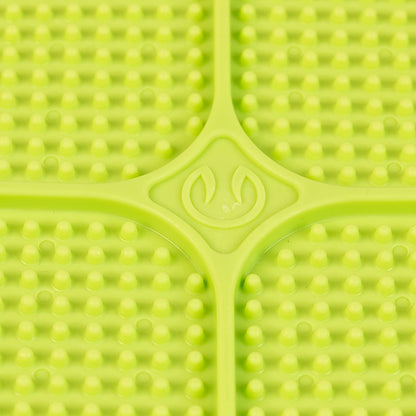 IQ Treat Spread Dog Peanut Butter & IQ Treat Mat Dog Lick Mat (100% Natural-Xylitol Free Peanut Butter for Dogs & IQ Treat Mat Dog Lick Mat for Dogs) Dog Treats, Dog Snacks & Dog Licking Mat