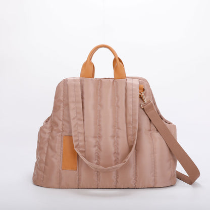 Stylish and Lightweight Waterproof Pet Carrier Bag for Dogs and Cats - Perfect for On-the-Go Pet Lovers!